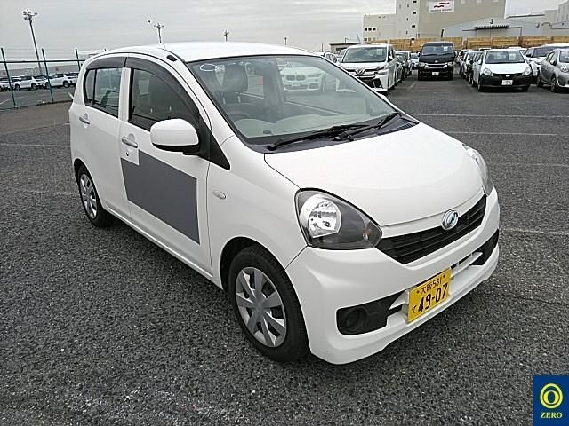 20 Daihatsu Mira e s LA300S 2016 г. (ZERO Osaka)